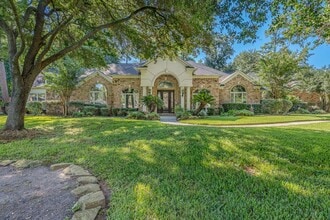 Building Photo - 8615 Haven Woods Way