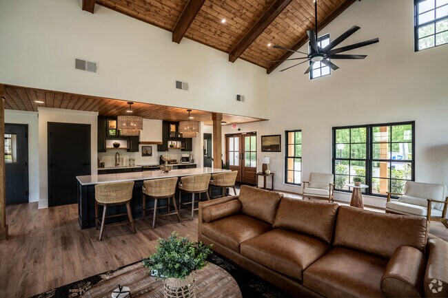 Casa club - Graybrook and Graycroft