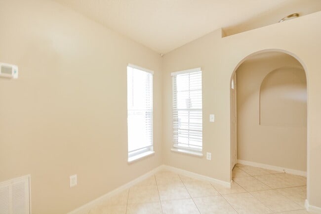 Building Photo - 4709 Fiske Cir