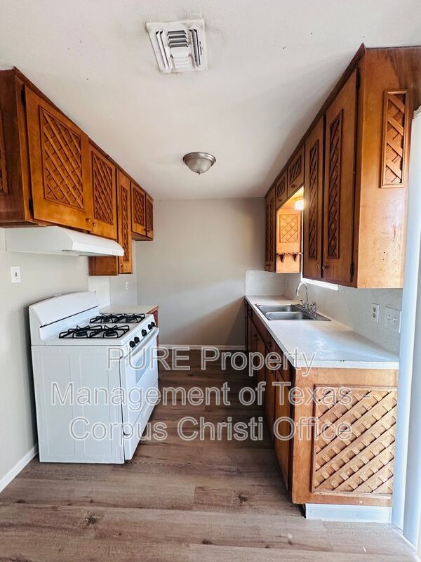 Foto del edificio - 742 Purdue Rd