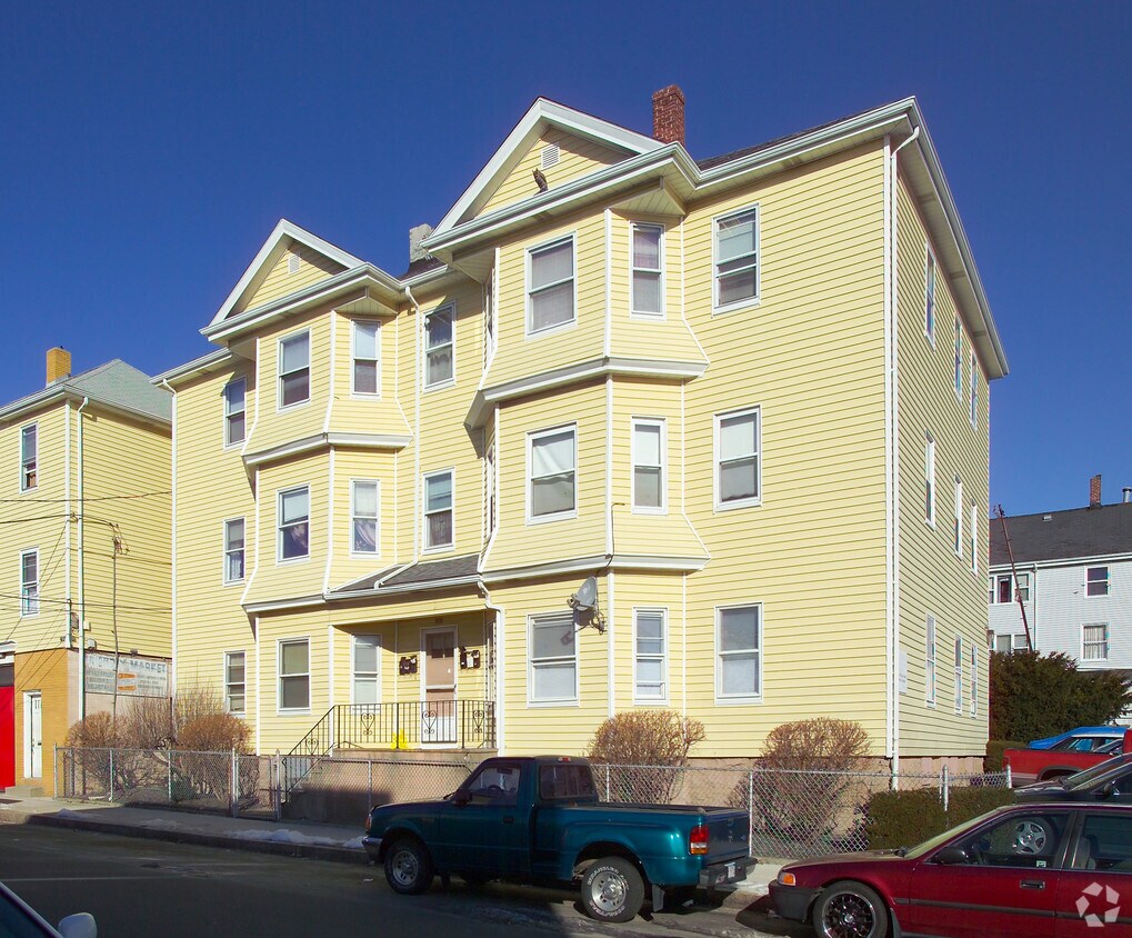 Building Photo - 980 Pine St