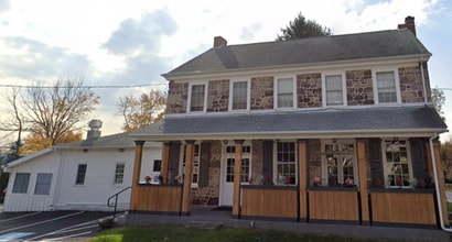 Building Photo - 366 Ridge Rd