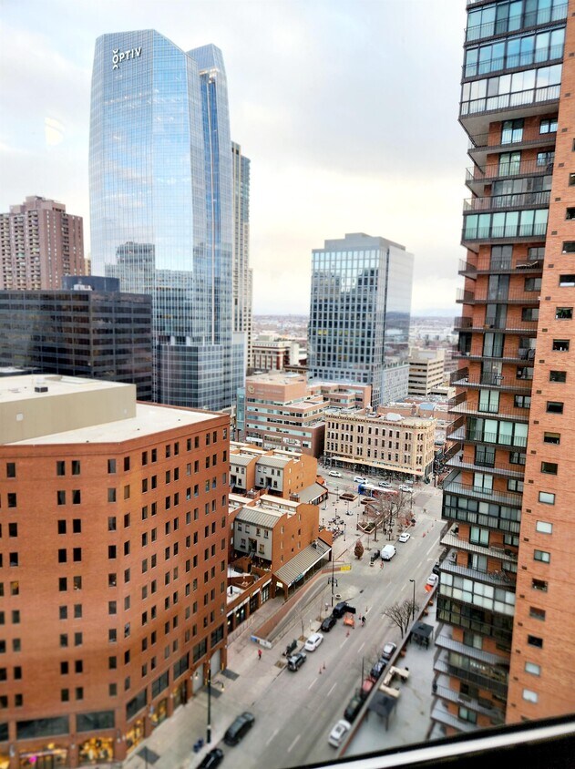 Photo - 1625 Larimer St (Denver, CO)