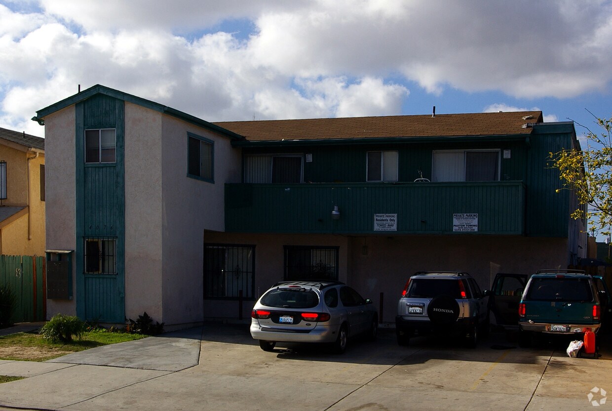 Foto del edificio - 4076 42nd St