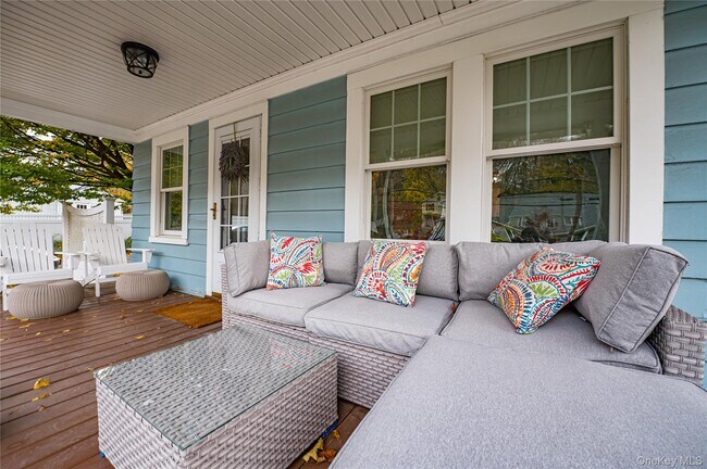 Foto del edificio - 53 Waterside Ave