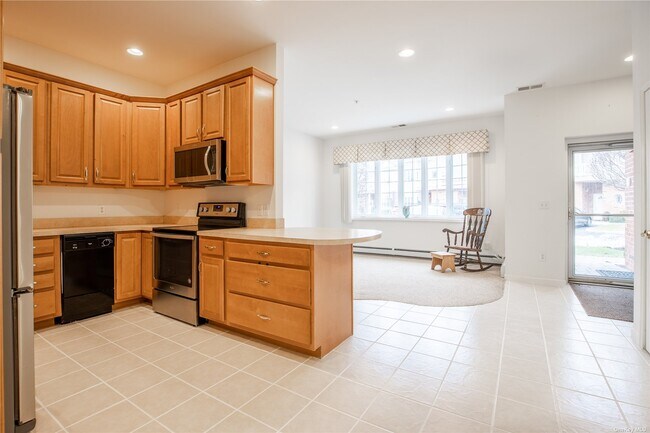 Building Photo - 83 Francesca Way