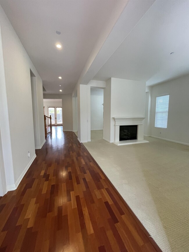 Building Photo - 9707 Deer Trail Dr
