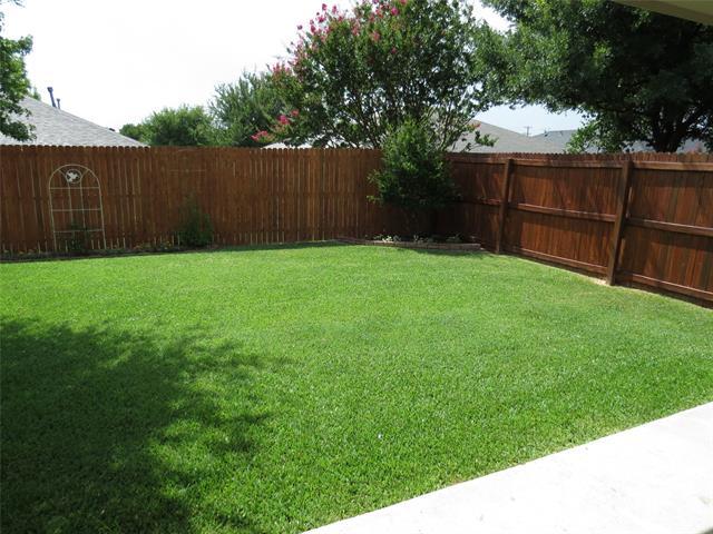 Building Photo - 909 Topaz Dr