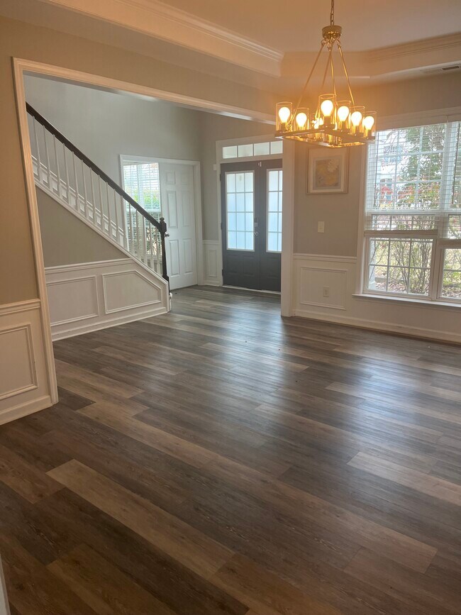 Foto del edificio - 5434 Wind Mountain Ln