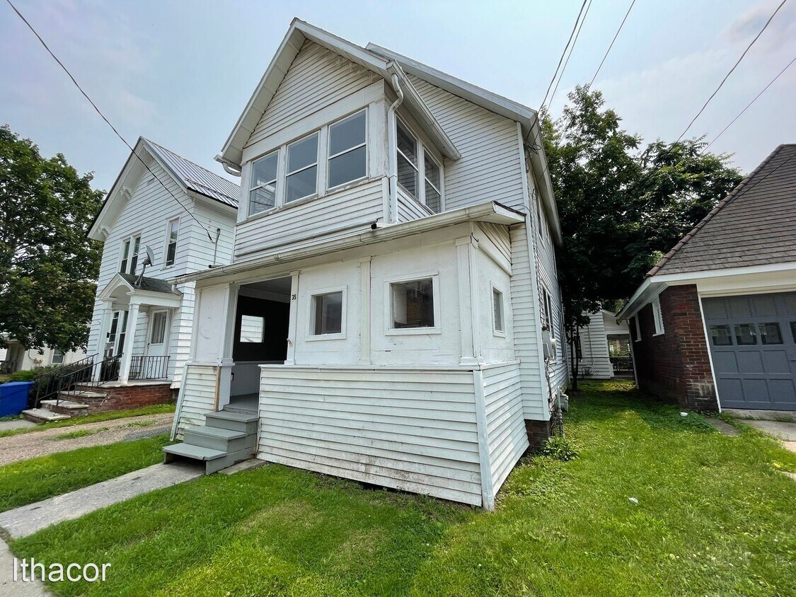 Primary Photo - 3 br, 1 bath House - 35 Lincoln Ave