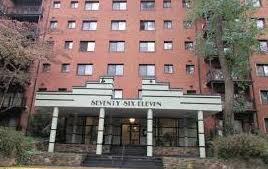 Foto del edificio - 7611 Maple Ave