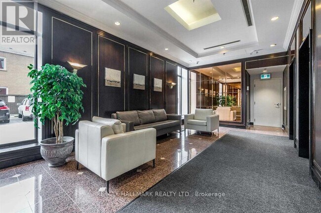 Photo du bâtiment - 500-500 Glencairn Ave