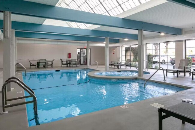 Foto del edificio - 24950 Perdido Beach Blvd