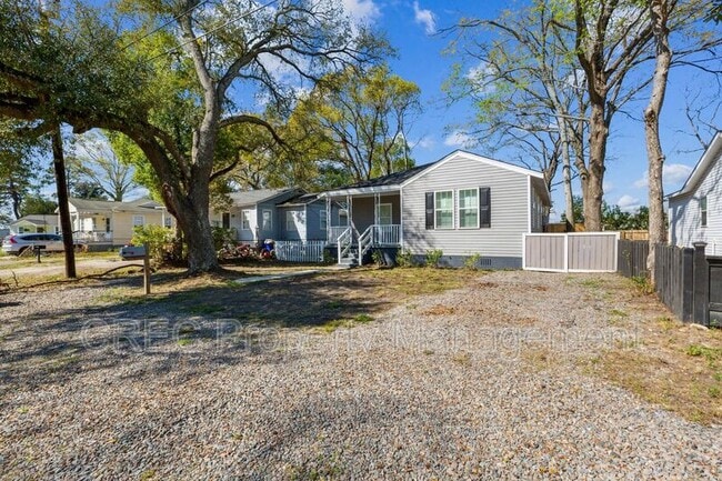 Foto del edificio - 2925 Alabama Dr