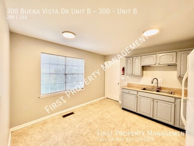 Building Photo - Brainerd 2Bed/1Bath Duplex: Central AC & B...