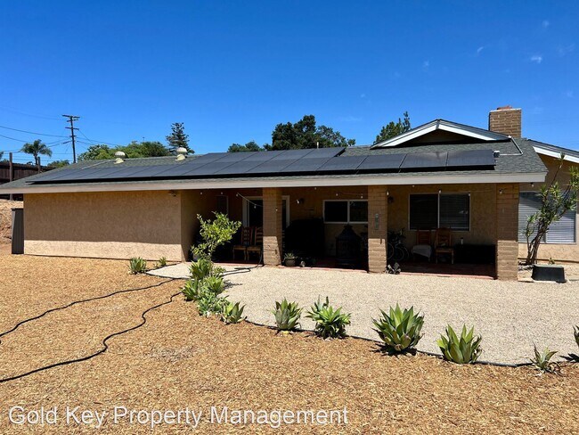 Building Photo - 3 br, 2 bath House - 1023 W. 2nd Avenue