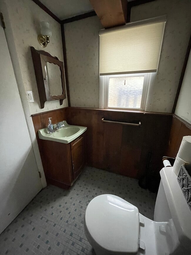 Foto del edificio - 38 Rennert Ln