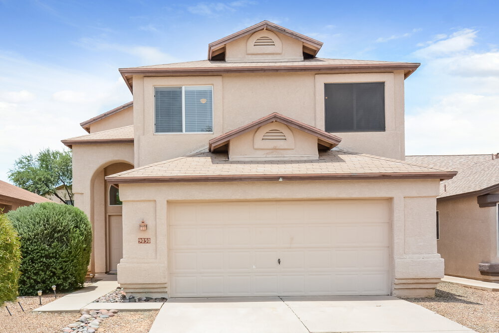 Foto principal - 9030 E Muleshoe St