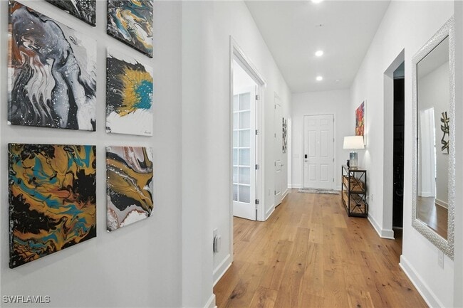 Foto del edificio - 6690 Pennyroyal Dr