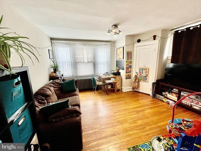 Foto del edificio - 3213 N 33rd St