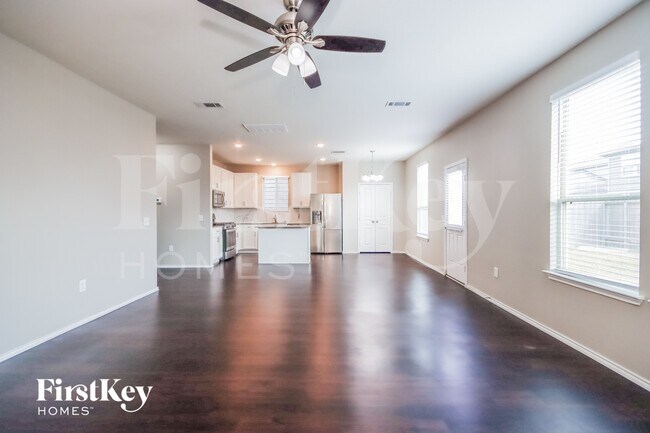 Building Photo - 4411 Windmill Run Dr