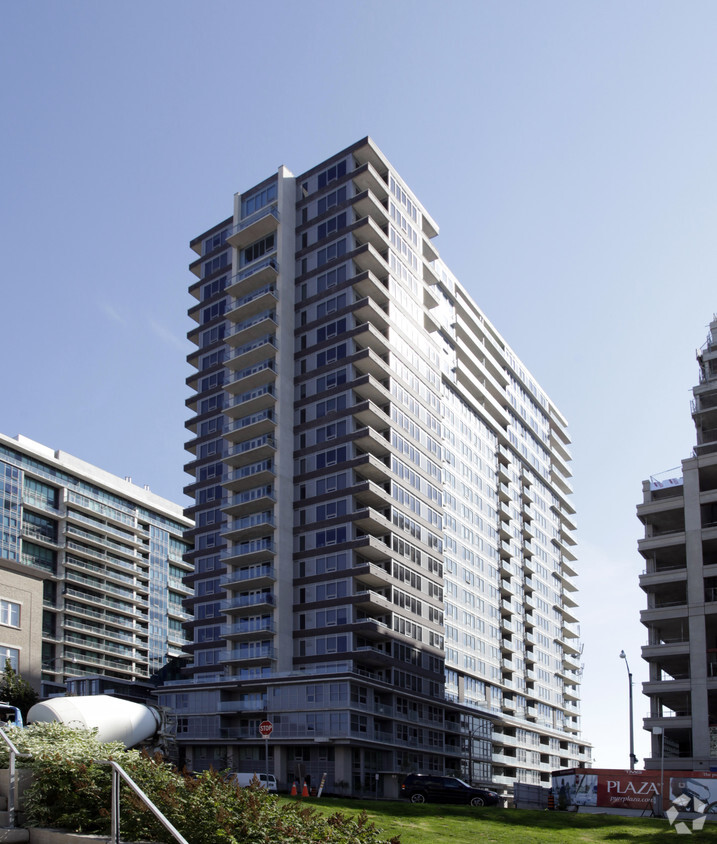 Primary Photo - Liberty Towers