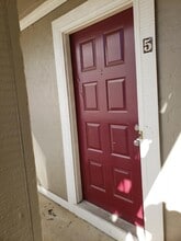 Building Photo - 6788 Willowbrook Dr