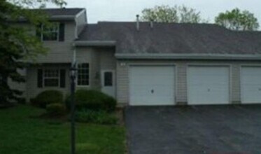 Building Photo - 36 Gant Cir