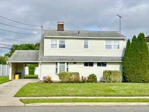 Building Photo - 471 Division