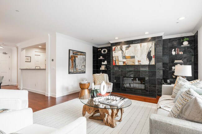 Foto del edificio - 870 North Point St