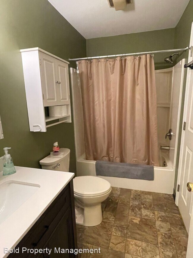 Building Photo - 2 br, 1 bath House - 605 Maplewood Ave.