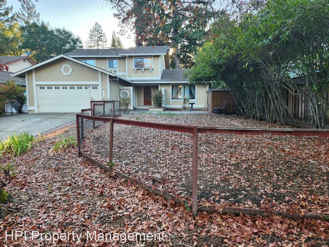 Primary Photo - 5 br, 2.5 bath House - 243 Folia Ct