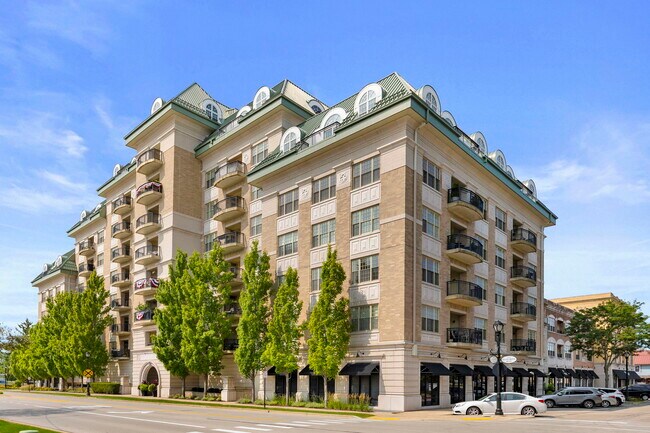Foto del edificio - 50 N Plum Grove Rd