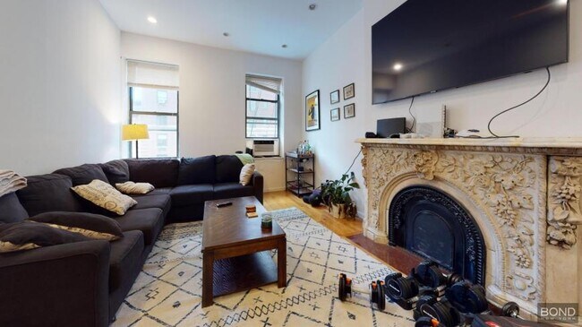 Foto del edificio - 3 bedroom in Manhattan NY 10003