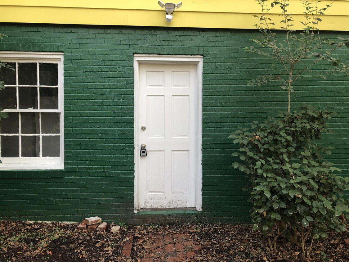 Foto principal - 411 N Columbia St
