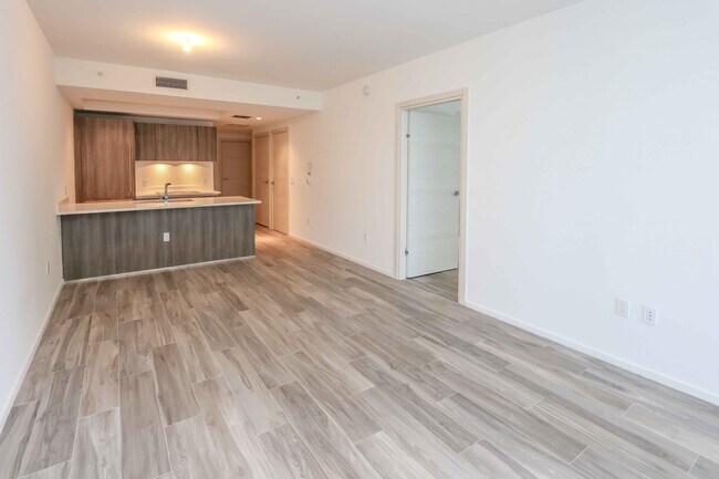 Photo - 801 S Miami Ave Apartment