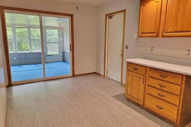 Foto del edificio - 1808 Dakota St