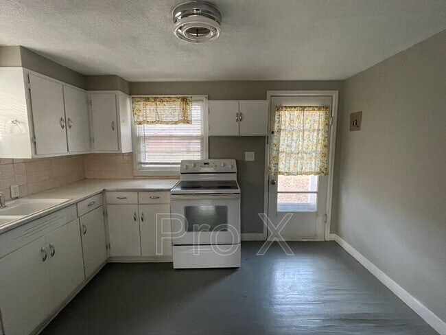 Foto del edificio - 611 E 20th St