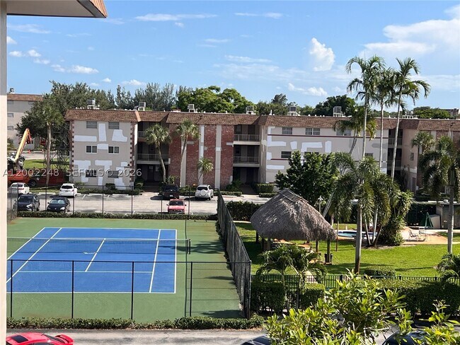 Foto del edificio - 8101 SW 24th St