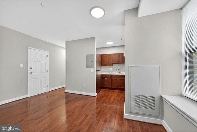 Building Photo - 1440 W St NW