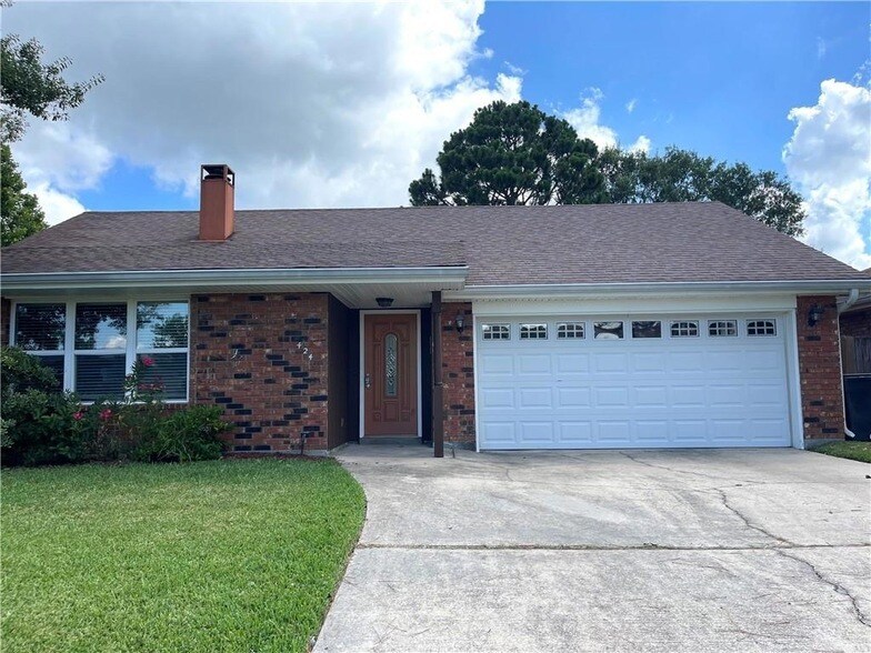 Foto principal - 424 Eden Isles Blvd