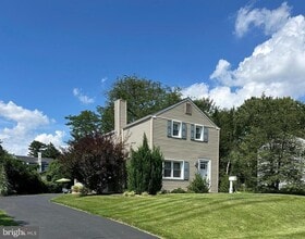 Building Photo - 217 Lyster Rd