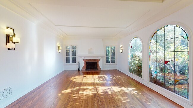 Foto del edificio - 10745 Ashton Ave