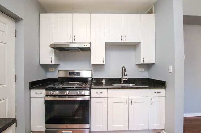 Foto del edificio - 1626 W Farwell Ave