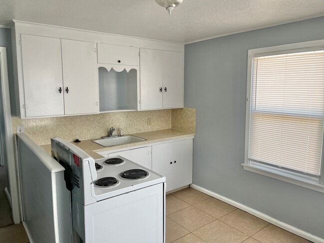 Building Photo - 4 Plex Seller Finance