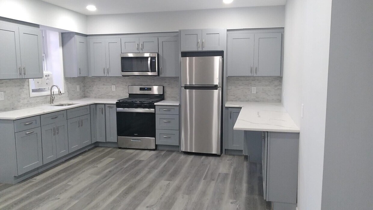 Foto principal - 395 Walker St