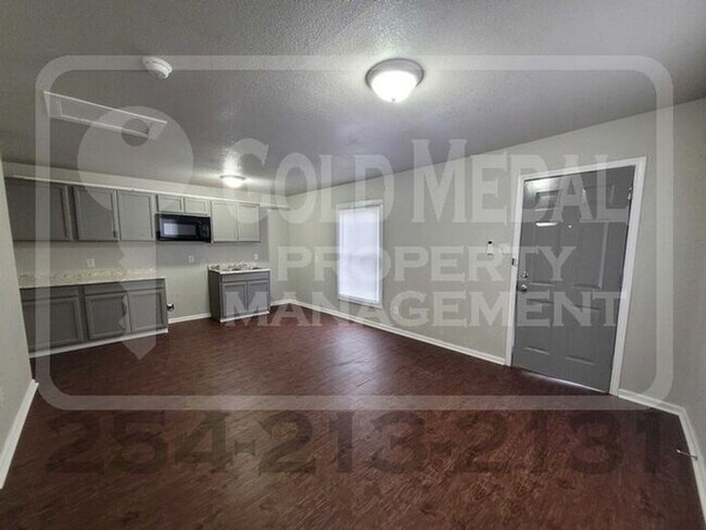 Foto del edificio - 711 W Avenue B