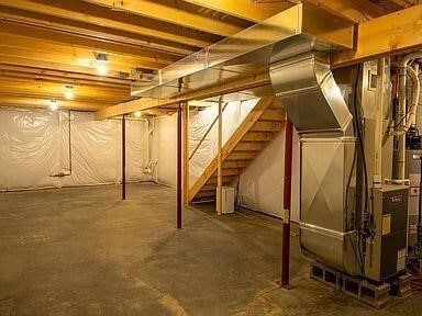 Building Photo - 294 W 2nd St