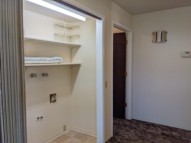 Foto del edificio - 1495 Lilac Cir