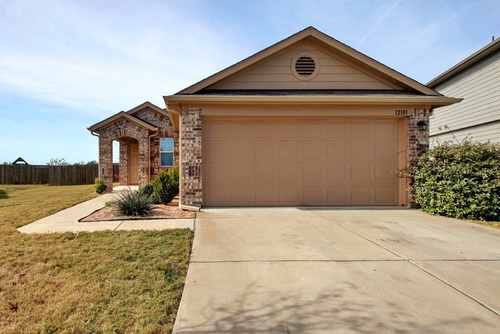 12101 Greywacke Dr, Manor, TX 78653 House for Rent in Manor, TX